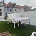 بيت للعطل Maison De 50 M Du Bord De *