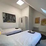 Maison De 50 M Du Bord De * لي بورتيل