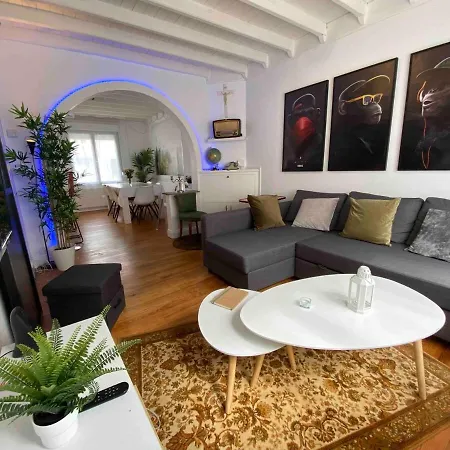 Maison De 50 M Du Bord De